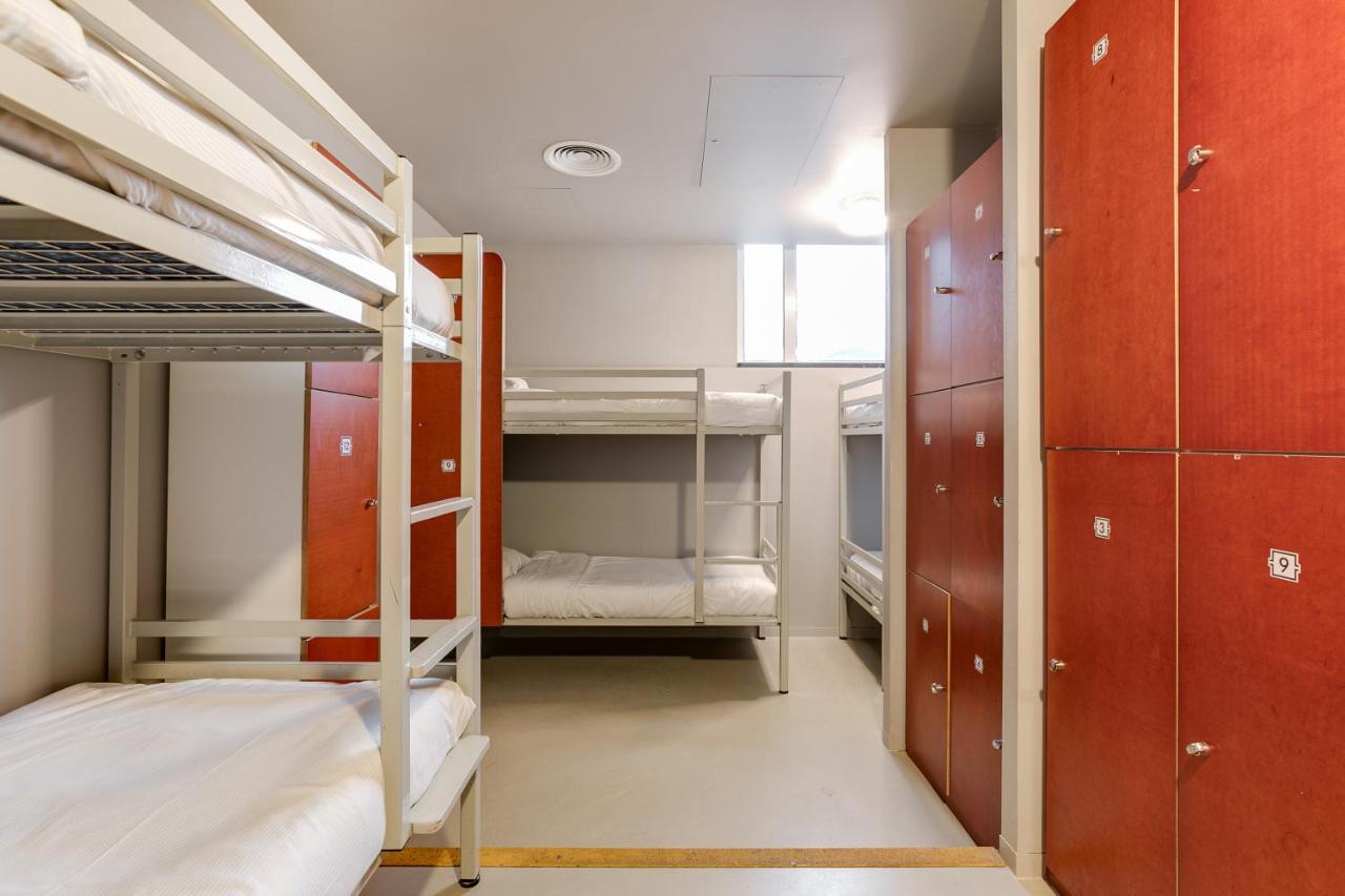 Bed 10-8 bed Mixed Dorm Shared facilities